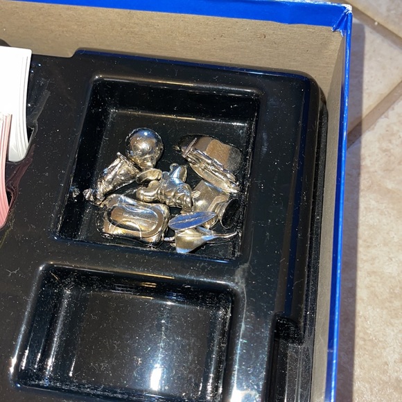 Monopoly Millennium Edition 2000 by Parker Brothers - Picture 3 of 6